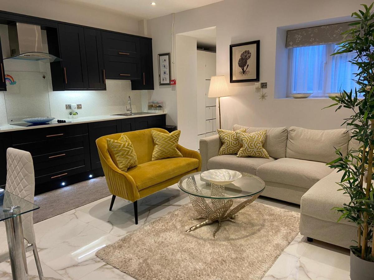 Apartamento Elegant 2 Bed Flat In Chiswick Londres Exterior foto